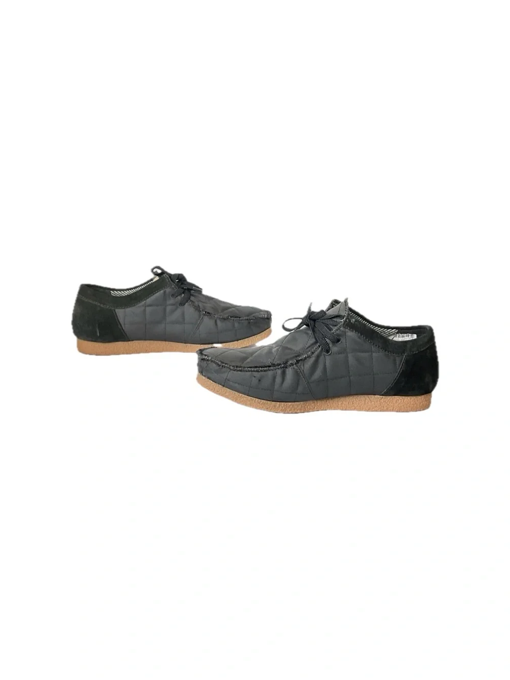 Clarks Quilted Slip-On Loafers in Black Size 8M
